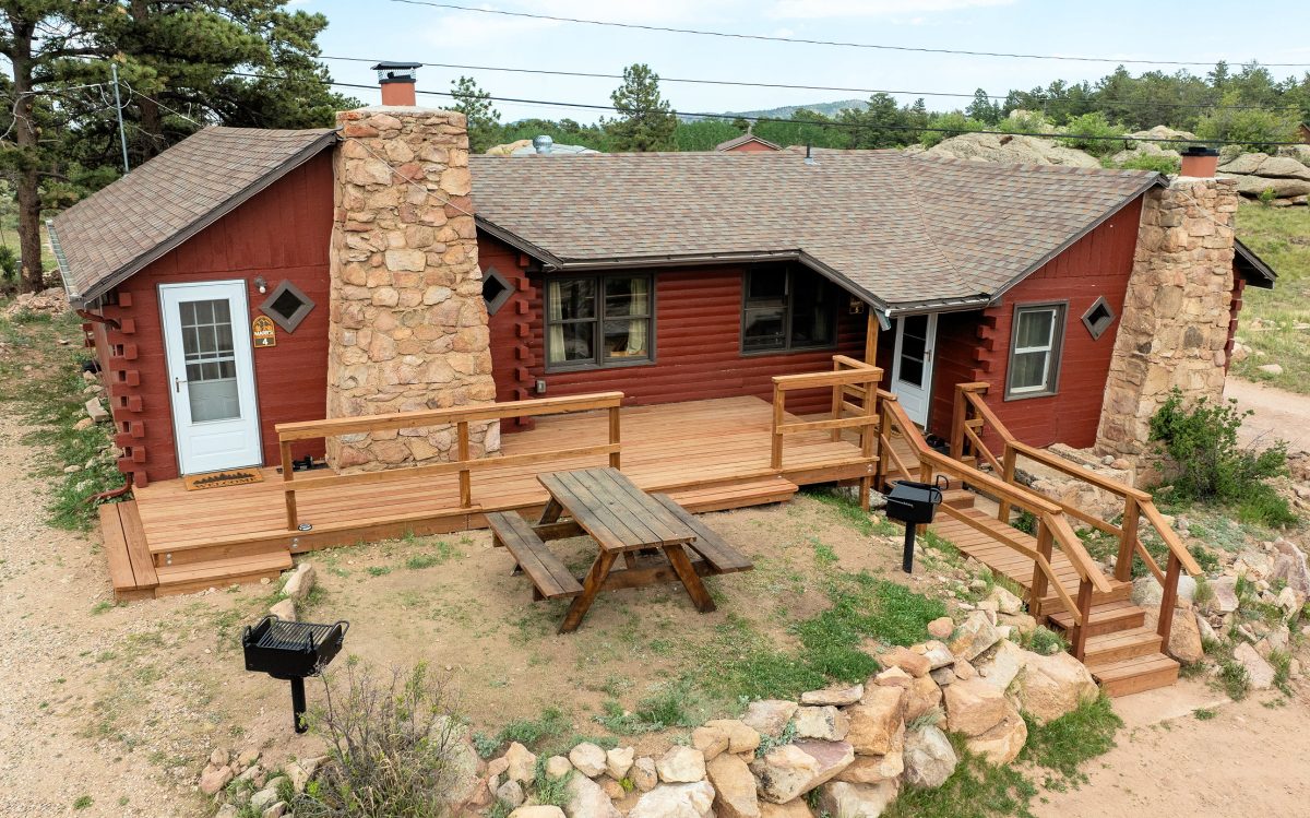 Cabins Exterior Photo Cabins Exterior Photo